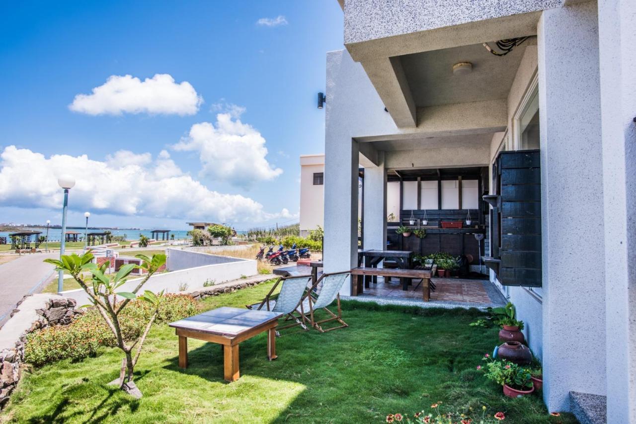 Malibu Oceanview Homestay Magong Exterior foto