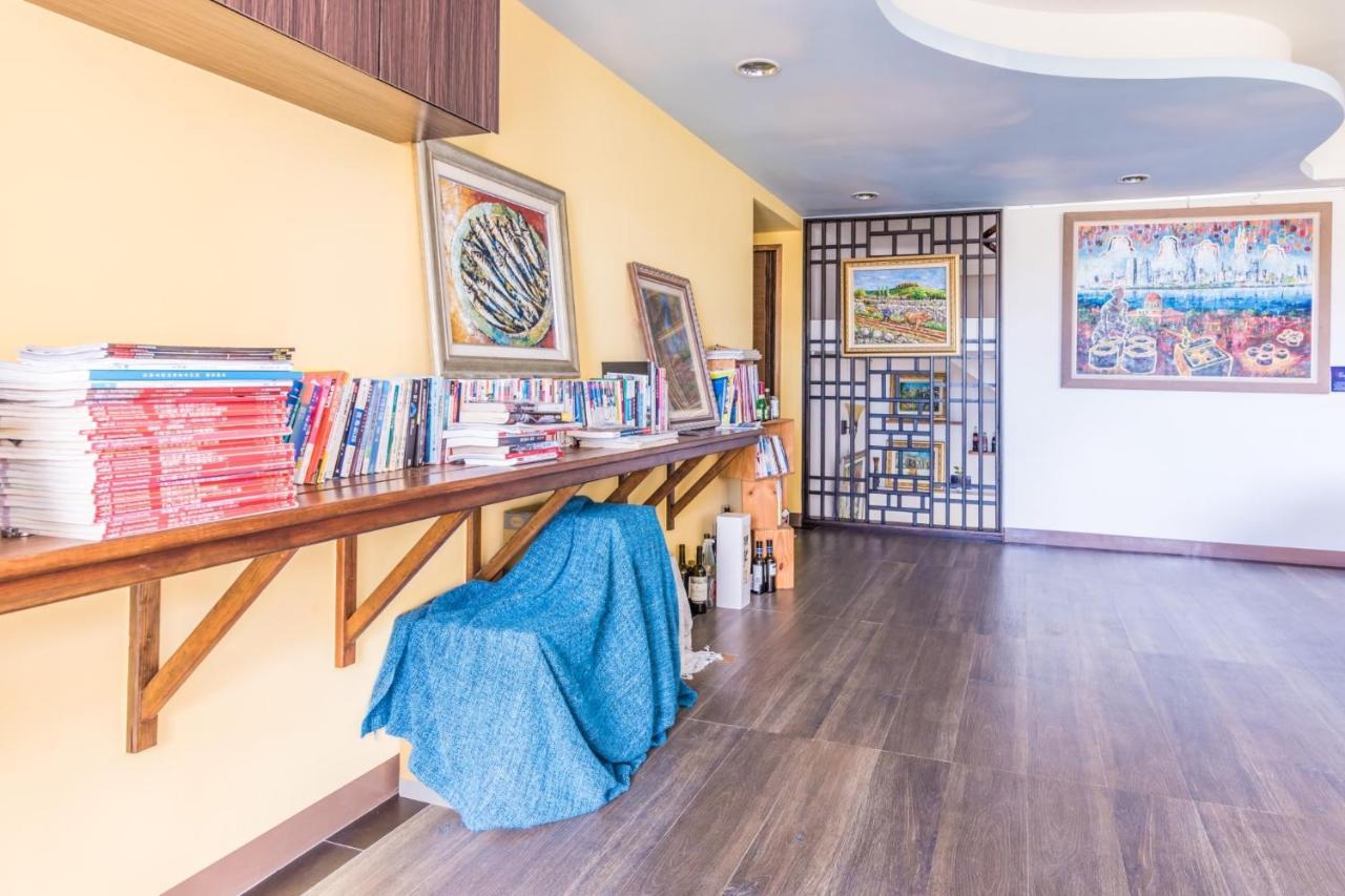 Malibu Oceanview Homestay Magong Exterior foto